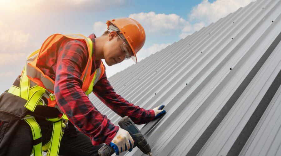 Professional Emergency Roof Repairs services in Amherstdale, WV